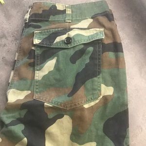 Size large camp cargo